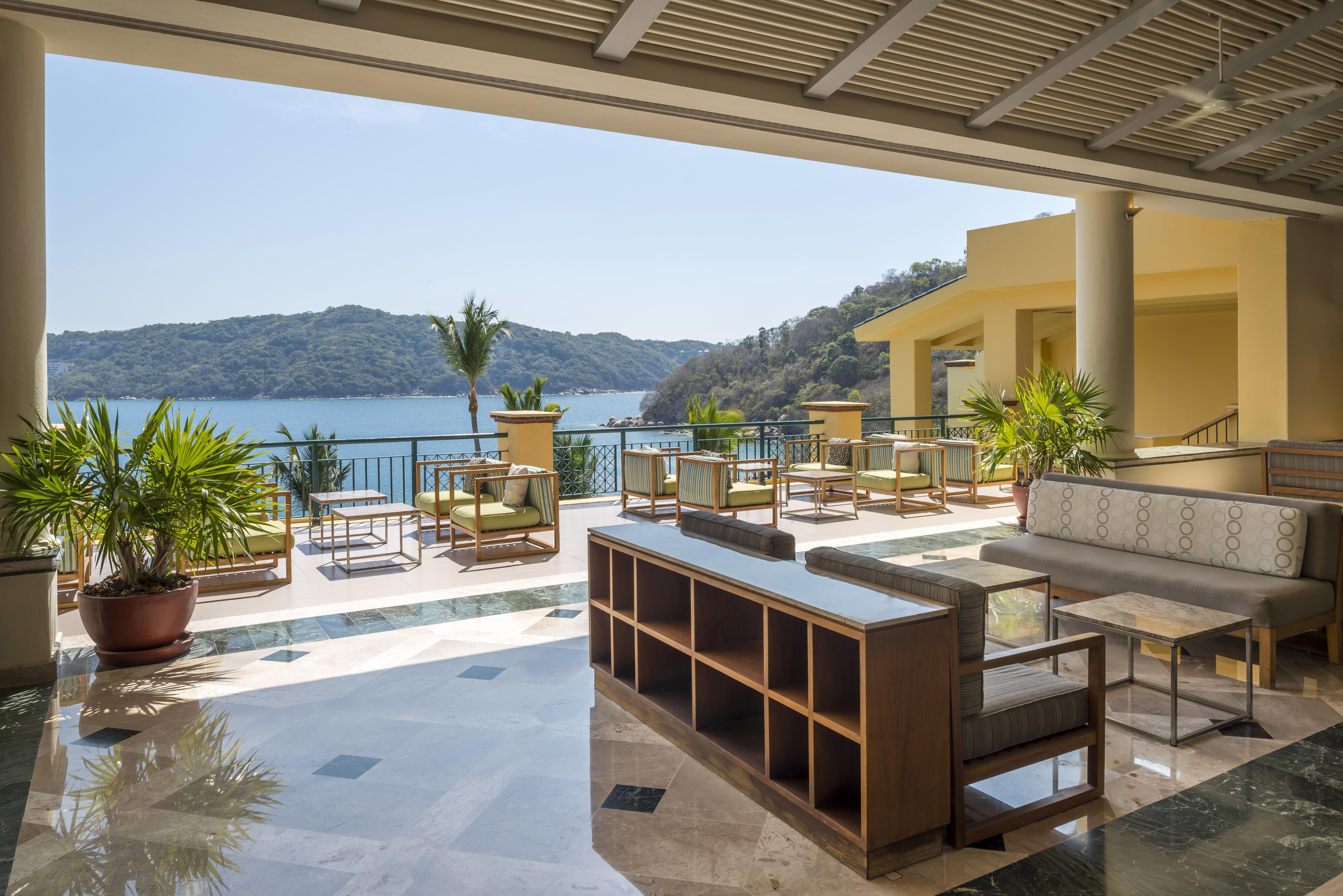 Camino Real Acapulco Diamante Exterior foto The Westin Resort and Spa, Playa Mujeres
