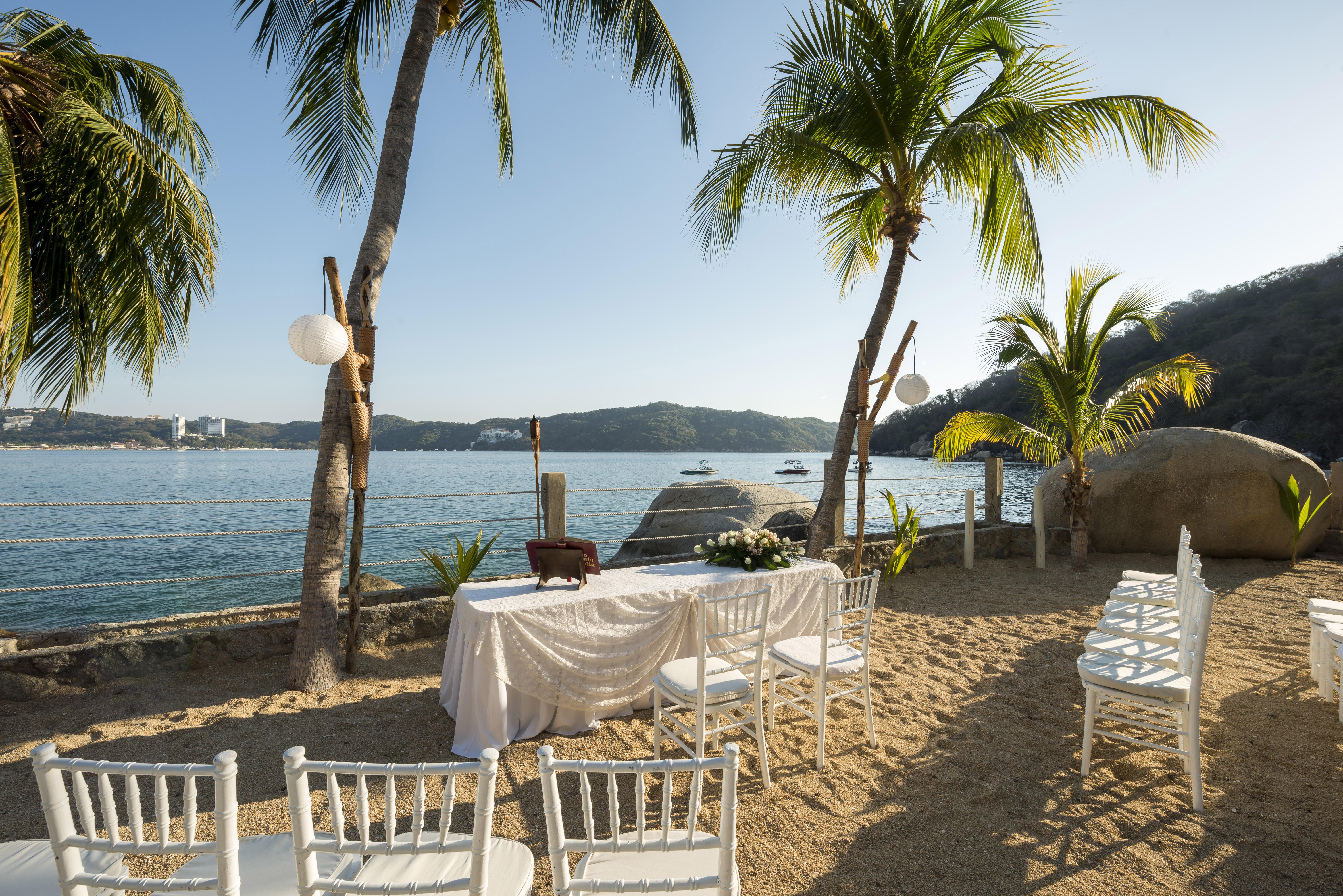 Camino Real Acapulco Diamante Exterior foto Beach at the resort