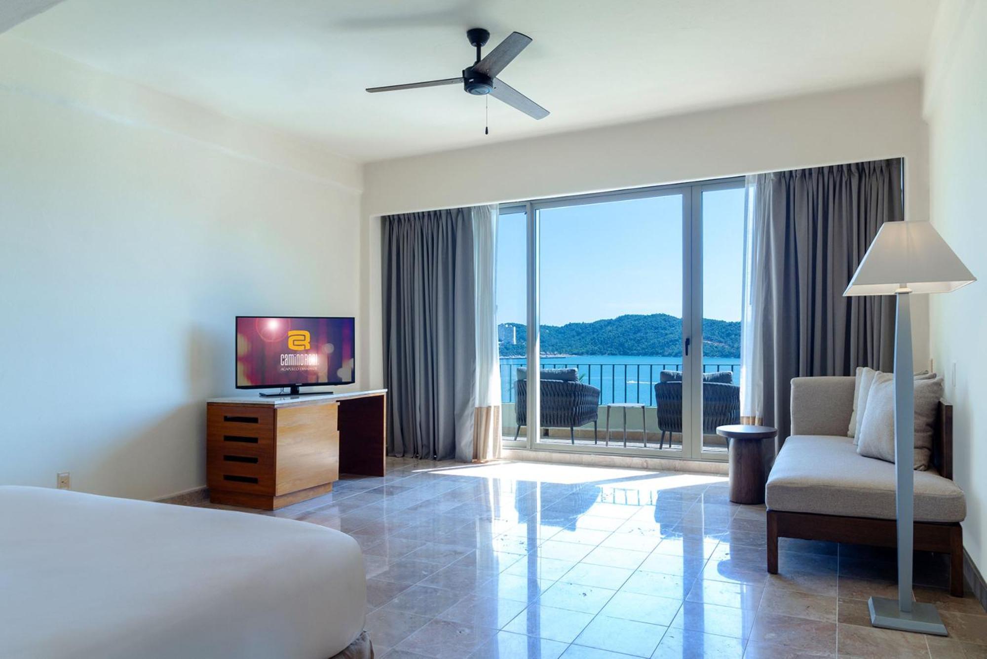 Camino Real Acapulco Diamante Exterior foto A room at the hotel